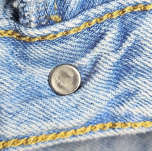 Levi's High Loose Taper Jeans Light Wash High Waist Relaxed Fit 90s Style W26 - Picture 10 of 14